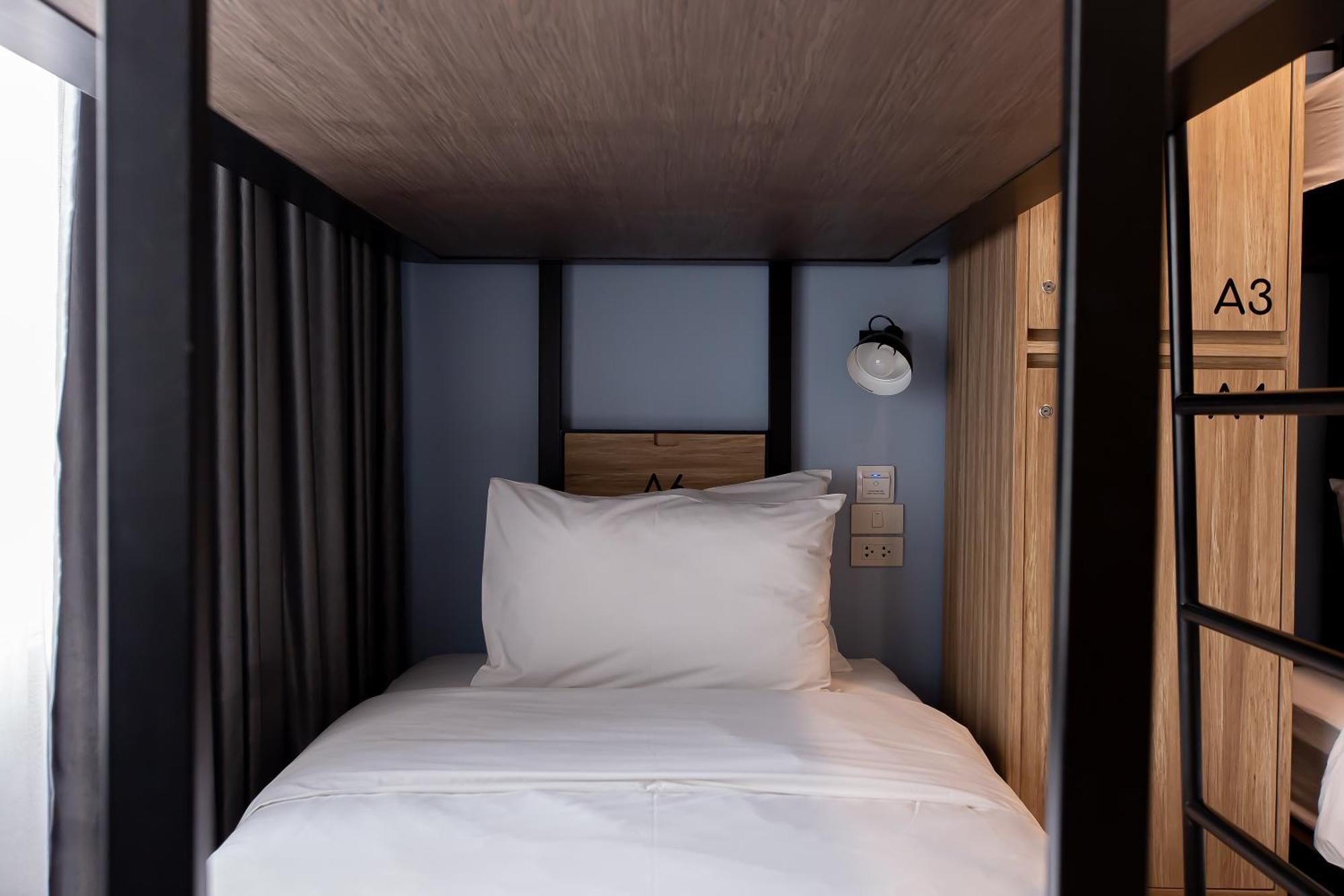 בנגקוק Simply Sleep Hostel מראה חיצוני תמונה