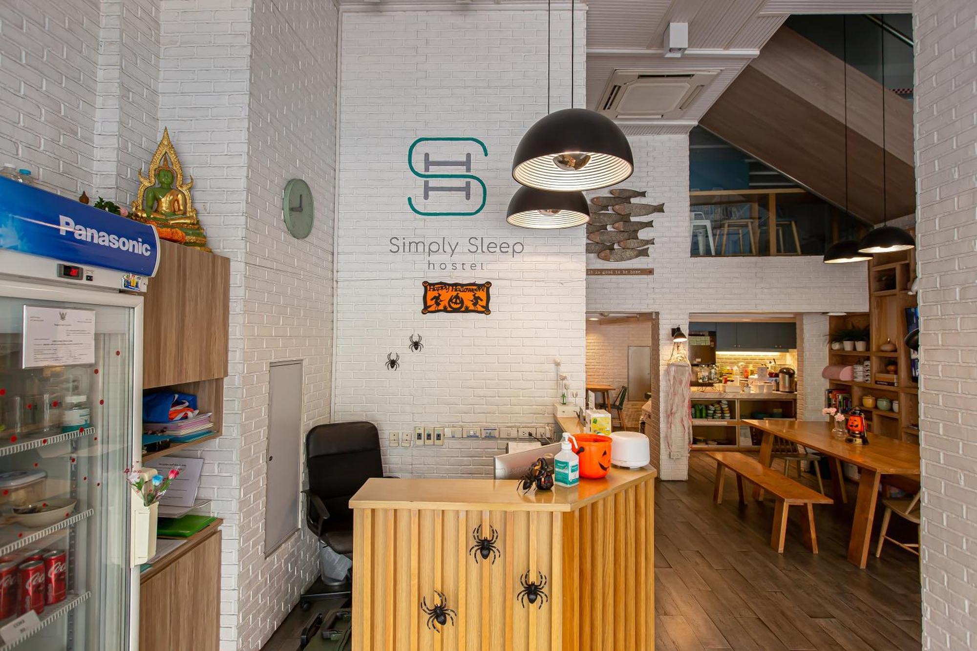 בנגקוק Simply Sleep Hostel מראה חיצוני תמונה