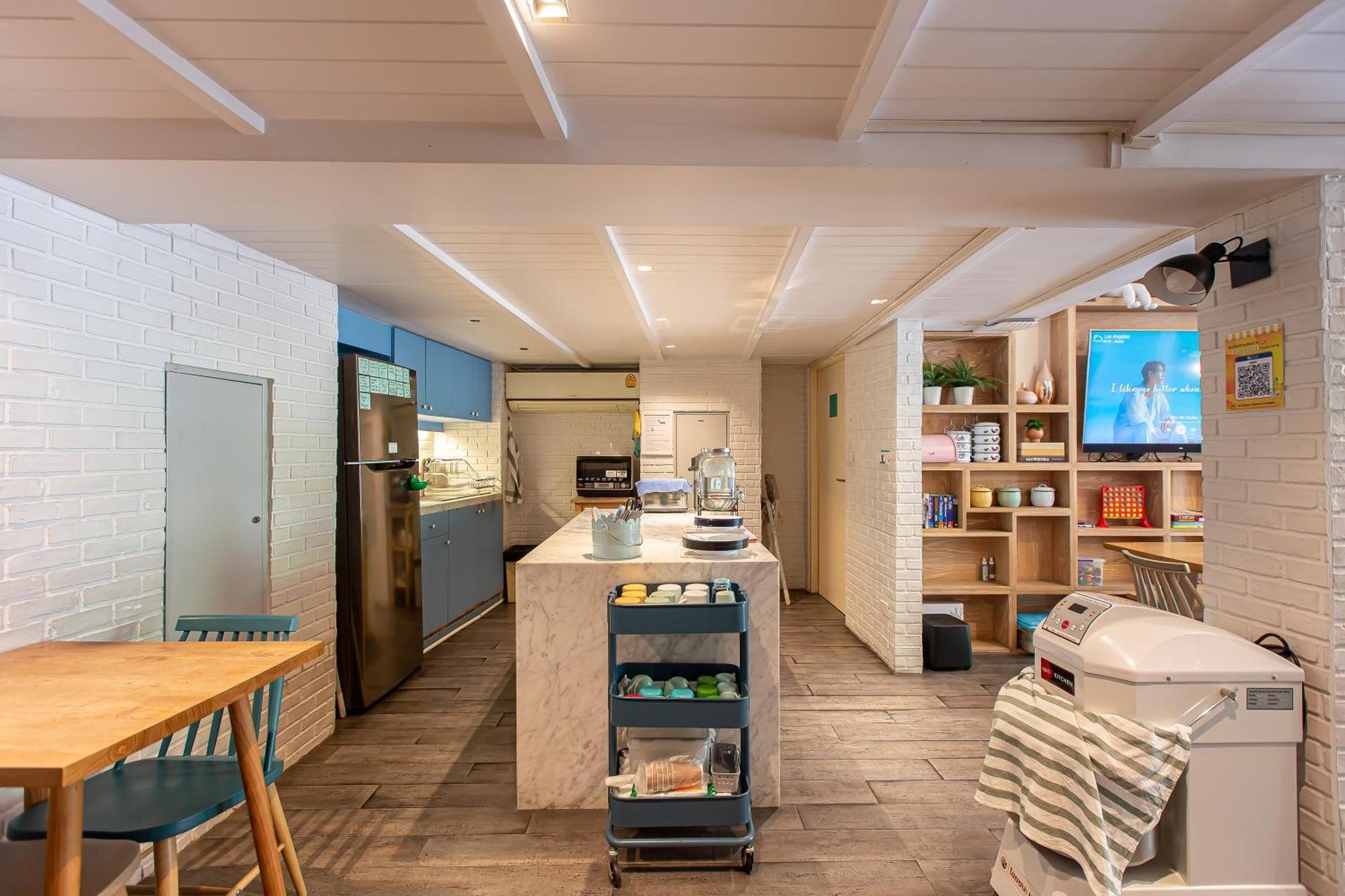 בנגקוק Simply Sleep Hostel מראה חיצוני תמונה
